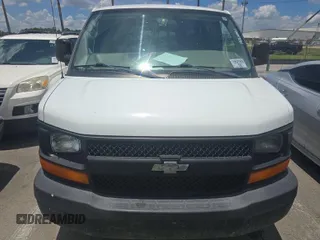 2005 Chevrolet Express Passenger with VIN 1GAHG39U151149680, listed as a IAAI auction lot 42633644 with 165,707 mi miles and . Bid and sale history available at DreamBid. Image 31.