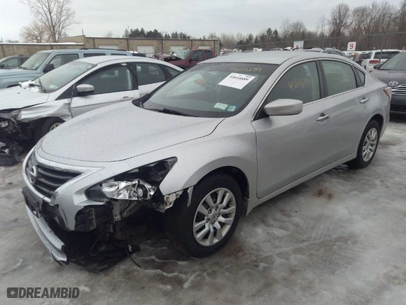 2013 Nissan Altima 2.5 S with VIN 1N4AL3AP5DC278718, listed as a IAAI auction lot 41793969 with 113,153 mi miles. Bid and sale history available at carsss.com. Image 2.