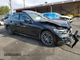 2020 BMW 3 Series 330i xDrive with VIN 3MW5R7J07L8B35275, listed as a Copart auction lot 59894105 with 28,310 mi miles and Salvage title. Bid and sale history available at DreamBid. Image 4.