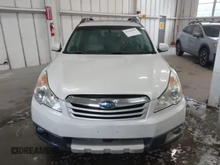 2012 Subaru Outback Limited с VIN 4S4BRCKC6C3284613, выставлен на аукционе IAAI как лот 42342050 с пробегом 215 691 миль миль и . История ставок и продаж доступна на DreamBid. Изображение 12.