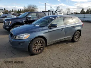 2010 Volvo XC60 3.0T with VIN YV4992DZ8A2097209, listed as a Copart auction lot 47203625 with 109,668 mi miles and Salvage Title. Bid and sale history available at carsss.com. Image 1.