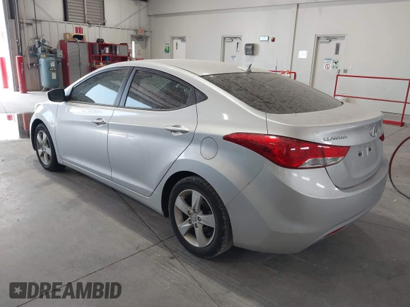 2012 Hyundai Elantra GLS z VIN KMHDH4AE1CU401688, wystawiony jako IAAI lot #42280367 z przebiegiem 90 948 mil mil oraz . Historia ofert i sprzedaży dostępna na DreamBid. Obrazek 3.