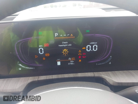 2024 Kia Telluride EX with VIN 5XYP34GC3RG521217, listed as a IAAI auction lot 41349510 with 3,798 mi miles and . Bid and sale history available at DreamBid. Image 7.