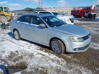 2014 Volkswagen Jetta TDI w/Premium/Nav с VIN 3VWLL7AJXEM382611, выставлен на аукционе IAAI как лот 41609335 с пробегом 120 000 миль миль и . История ставок и продаж доступна на DreamBid. Изображение 1.