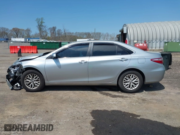 2017 Toyota Camry XLE with VIN 4T1BF1FKXHU447957, listed as a IAAI auction lot 42081934 with 106,269 mi miles. Bid and sale history available at carsss.com. Image 14.