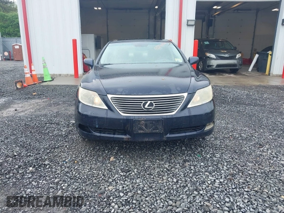 2008 Lexus LS 460 with VIN JTHBL46F585073817, listed as a IAAI auction lot 42238404 with 218,617 mi miles and . Bid and sale history available at DreamBid. Image 12.