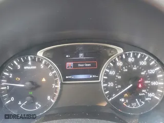 2018 Nissan Altima 2.5 SL with VIN 1N4AL3AP5JC264698, listed as a IAAI auction lot 41018548 with 84,197 mi miles. Bid and sale history available at carsss.com. Image 7.