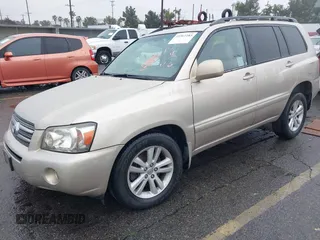 2006 Toyota Highlander z VIN JTEDW21AX60006508, wystawiony jako IAAI lot #41561183 z przebiegiem 171 196 mil mil oraz . Historia ofert i sprzedaży dostępna na DreamBid. Obrazek 2.
