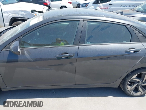 2023 Hyundai Elantra SEL z VIN 5NPLS4AG7PH111202, wystawiony jako IAAI lot #42014119 z przebiegiem 77 356 mil mil oraz . Historia ofert i sprzedaży dostępna na DreamBid. Obrazek 14.
