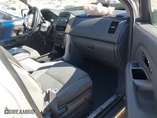 2008 Honda Pilot SE with VIN 5FNYF28318B022789, listed as a IAAI auction lot 41883657 with 129,059 mi miles. Bid and sale history available at carsss.com. Image 5.