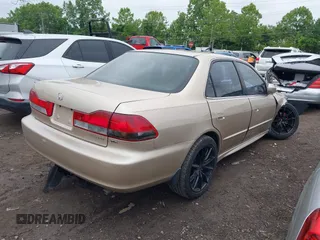2001 Honda Accord EX с VIN 1HGCG16501A083282, выставлен на аукционе IAAI как лот 42362737 с пробегом Не указан миль и . История ставок и продаж доступна на DreamBid. Изображение 4.
