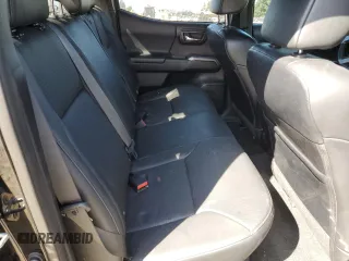 2018 Toyota Tacoma SR with VIN 3TMGZ5AN6JM163097, listed as a Copart auction lot 52633665 with 39,910 mi miles and Salvage Title. Bid and sale history available at DreamBid. Image 10.