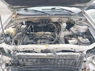2005 Mercury Mariner Convenience z VIN 4M2YU57Z85DJ28652, wystawiony jako IAAI lot #41524903 z przebiegiem 228 497 mil mil oraz . Historia ofert i sprzedaży dostępna na DreamBid. Obrazek 10.