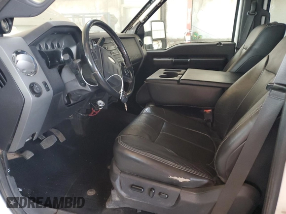 2012 Ford F-250 XL z VIN 1FT7W2BT6CEA88074, wystawiony jako Copart lot #57348685 z przebiegiem 273 803 mil mil oraz Szkoda całkowita • Salvage title. Historia ofert i sprzedaży dostępna na DreamBid. Obrazek 7.