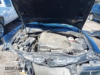 2015 Chevrolet Camaro LT z VIN 2G1FF1E34F9168703, wystawiony jako IAAI lot #42049357 z przebiegiem Nie podano mil oraz . Historia ofert i sprzedaży dostępna na DreamBid. Obrazek 10.