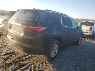 2023 Chevrolet Traverse LT Cloth with VIN 1GNERGKWXPJ278454, listed as a Copart auction lot 48571565 with 19,497 mi miles and Salvage Title. Bid and sale history available at carsss.com. Image 3.