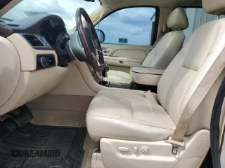 2007 Cadillac Escalade z VIN 1GYFK63807R282990, wystawiony jako Copart lot #62121795 z przebiegiem 216 381 mil mil oraz Czysty tytuł • Clean title. Historia ofert i sprzedaży dostępna na DreamBid. Obrazek 7.