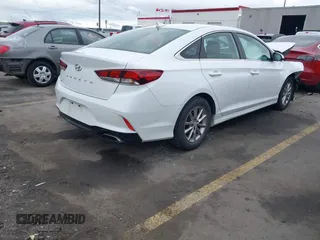 2018 Hyundai Sonata SE z VIN 5NPE24AFXJH698843, wystawiony jako IAAI lot #41851524 z przebiegiem 100 811 mil mil oraz . Historia ofert i sprzedaży dostępna na DreamBid. Obrazek 4.