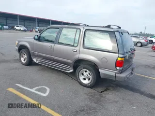 1995 Ford Explorer Eddie Bauer with VIN 1FMDU32X8SUA90054, listed as a IAAI auction lot 42858544 with 248,763 mi miles and . Bid and sale history available at DreamBid. Image 3.