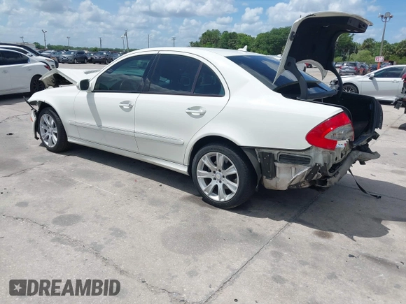2009 Mercedes-Benz E-Class Luxury 3.5L with VIN WDBUF56X19B437197, listed as a IAAI auction lot 41954753 with 138,056 mi miles. Bid and sale history available at carsss.com. Image 3.