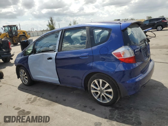 2013 Honda Fit Sport с VIN JHMGE8H59DC042880, выставлен на аукционе Copart как лот 53024405 с пробегом 102 662 миль миль и Списание • Salvage title. История ставок и продаж доступна на DreamBid. Изображение 2.