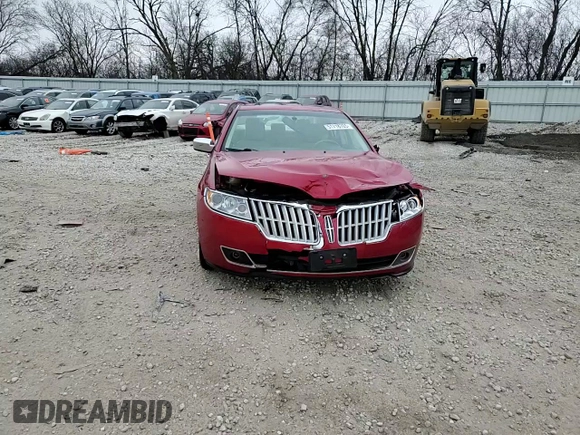 2012 Lincoln MKZ with VIN 3LNHL2GC8CR827539, listed as a Copart auction lot 51718705 with 178,524 mi miles and Non Repairable. Bid and sale history available at carsss.com. Image 13.