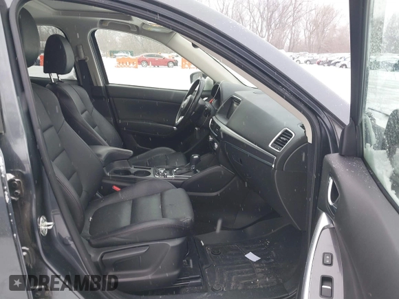 2016 Mazda CX-5 Grand Touring with VIN JM3KE4DY2G0913412, listed as a IAAI auction lot 41616132 with 85,166 mi miles. Bid and sale history available at carsss.com. Image 5.