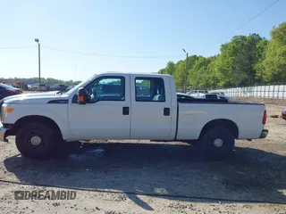2013 Ford F-250 XL z VIN 1FT7W2A60DEB46693, wystawiony jako IAAI lot #42032373 z przebiegiem 93 900 mil mil oraz . Historia ofert i sprzedaży dostępna na DreamBid. Obrazek 14.