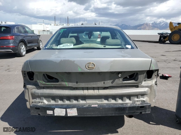 1998 Lexus ES 300 Luxury Sport Sdn with VIN JT8BF28G1W5015606, listed as a Copart auction lot 50938995 with 212,997 mi miles and Salvage Title. Bid and sale history available at carsss.com. Image 6.