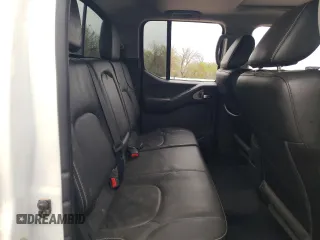2020 Nissan Frontier SV z VIN 1N6ED0EB2LN709389, wystawiony jako Copart lot #51645795 z przebiegiem Nie podano mil oraz Szkoda całkowita • Salvage title. Historia ofert i sprzedaży dostępna na DreamBid. Obrazek 10.