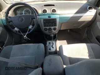 2005 Suzuki Forenza z VIN KL5JJ86Z25K095152, wystawiony jako Copart lot #69513534 z przebiegiem 40 534 mil mil oraz Szkody całkowita. Historia ofert i sprzedaży dostępna na DreamBid. Obrazek 8.