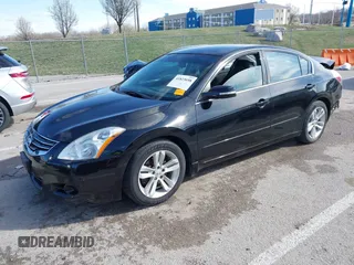 2010 Nissan Altima 3.5 SR with VIN 1N4BL2AP7AC111559, listed as a IAAI auction lot 41823698 with 154,865 mi miles. Bid and sale history available at carsss.com. Image 18.
