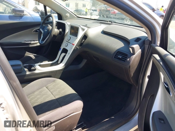 2013 Chevrolet Volt with VIN 1G1RE6E44DU138977, listed as a IAAI auction lot 41867186 with 213,478 mi miles and . Bid and sale history available at carsss.com. Image 5.