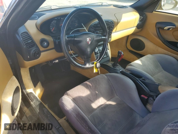 2001 Porsche Boxster z VIN WP0CA29881U625688, wystawiony jako Copart lot #43983695 z przebiegiem Nie podano mil oraz Szkoda całkowita • Salvage title. Historia ofert i sprzedaży dostępna na DreamBid. Obrazek 8.