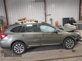 2017 Subaru Outback Touring z VIN 4S4BSETC4H3427001, wystawiony jako IAAI lot #41288084 z przebiegiem 151 619 mil mil oraz . Historia ofert i sprzedaży dostępna na DreamBid. Obrazek 12.