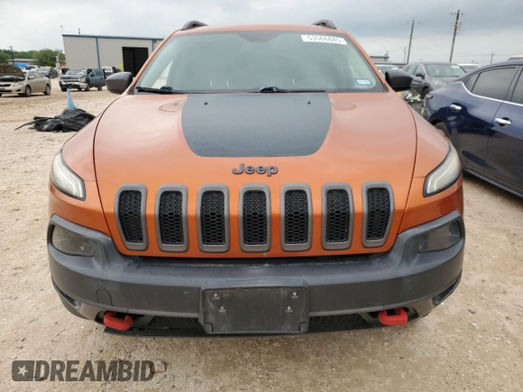 2015 Jeep Cherokee Trailhawk with VIN 1C4PJMBSXFW757382, listed as a Copart auction lot 53566885 with 139,972 mi miles and Clean Title. Bid and sale history available at carsss.com. Image 5.