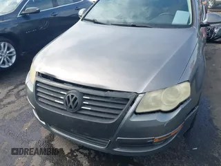 2007 Volkswagen Passat Lux with VIN WVWTK93C57E016743, listed as a IAAI auction lot 42621572 with 188,513 mi miles and . Bid and sale history available at DreamBid. Image 6.