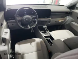 2025 Hyundai Kona SEL with VIN KM8HB3ABXSU261061, listed as a Copart auction lot 51862675 with 2,413 mi miles and Salvage Title. Bid and sale history available at carsss.com. Image 8.
