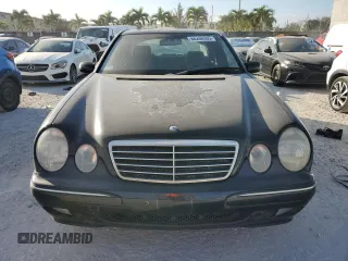 2002 Mercedes-Benz E-Class with VIN WDBJF82J42X064476, listed as a Copart auction lot 88268595 with 75,498 mi miles and Clean Title. Bid and sale history available at carsss.com. Image 5.