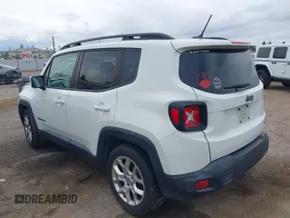 2015 Jeep Renegade Latitude with VIN ZACCJABT0FPB65587, listed as a IAAI auction lot 41913717 with 116,830 mi miles. Bid and sale history available at carsss.com. Image 3.