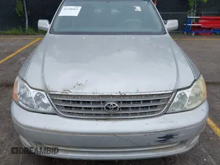 2003 Toyota Avalon XL z VIN 4T1BF28B13U293991, wystawiony jako IAAI lot #42358965 z przebiegiem 142 424 mil mil oraz . Historia ofert i sprzedaży dostępna na DreamBid. Obrazek 6.