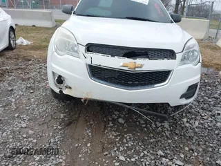 2014 Chevrolet Equinox LS z VIN 1GNALAEK4EZ106084, wystawiony jako IAAI lot #41544895 z przebiegiem 199 917 mil mil oraz . Historia ofert i sprzedaży dostępna na DreamBid. Obrazek 6.