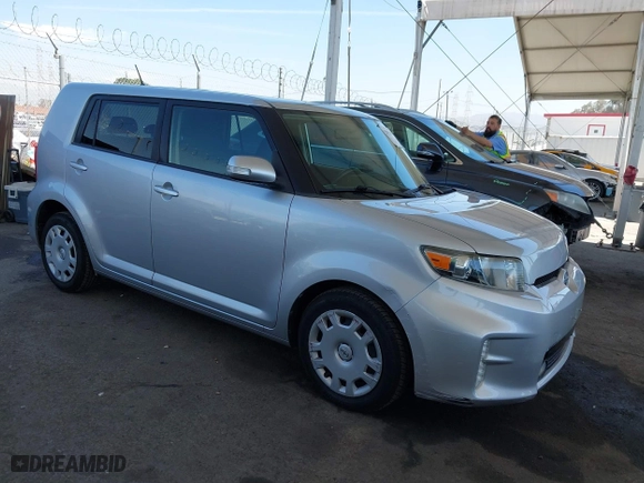 2015 Scion xB with VIN JTLZE4FE4FJ076444, listed as a IAAI auction lot 42025005 with 76,918 mi miles. Bid and sale history available at carsss.com. Image 1.
