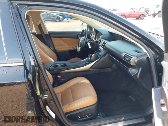 2014 Lexus IS 250 with VIN JTHBF1D24E5025937, listed as a IAAI auction lot 41902832 with 132,290 mi miles and . Bid and sale history available at DreamBid. Image 5.