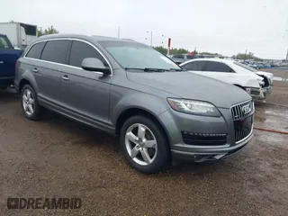 2014 Audi Q7 3.0T Premium Plus with VIN WA1LGAFE1ED013870, listed as a IAAI auction lot 41046639 with 123,262 mi miles. Bid and sale history available at carsss.com. Image 1.