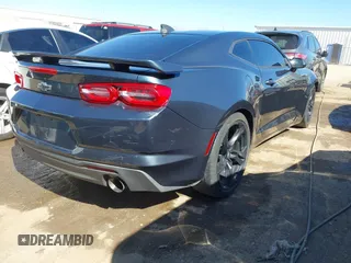 2019 Chevrolet Camaro 1LS with VIN 1G1FB1RX4K0122754, listed as a IAAI auction lot 41763543 with 91,704 mi miles and . Bid and sale history available at carsss.com. Image 4.