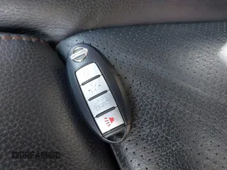 2014 Nissan Maxima 3.5 S with VIN 1N4AA5AP9EC457184, listed as a IAAI auction lot 41874709 with 133,700 mi miles. Bid and sale history available at carsss.com. Image 11.