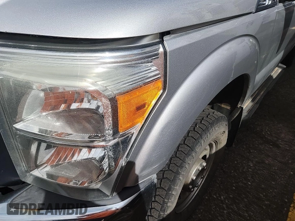 2014 Ford F-250 XL with VIN 1FT7X2B6XEEB53759, listed as a IAAI auction lot 42624858 with 118,283 mi miles and . Bid and sale history available at DreamBid. Image 17.