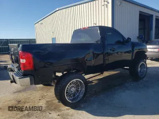2007 Chevrolet Silverado 1500 1LT with VIN 1GCEK14007Z568223, listed as a Copart auction lot 79881904 with Not Provided miles and Salvage Title. Bid and sale history available at DreamBid. Image 3.