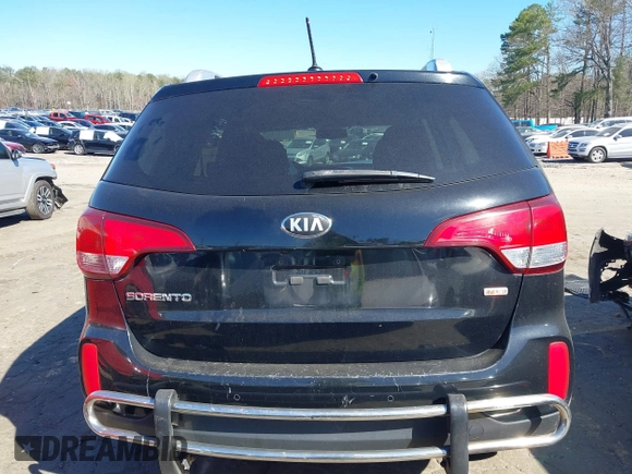2014 Kia Sorento LX with VIN 5XYKTCA66EG483726, listed as a IAAI auction lot 41829970 with 102,294 mi miles and . Bid and sale history available at carsss.com. Image 16.